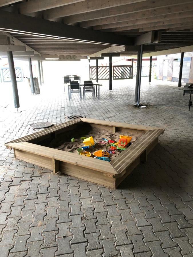 Kesaeaitat Hotel Ahtari Ngoại thất bức ảnh